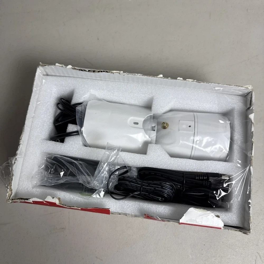 Honeywell IPCAM-WOC1 1080p Wi-Fi Bullet Camera White Open Box Some Cosmetic Wear